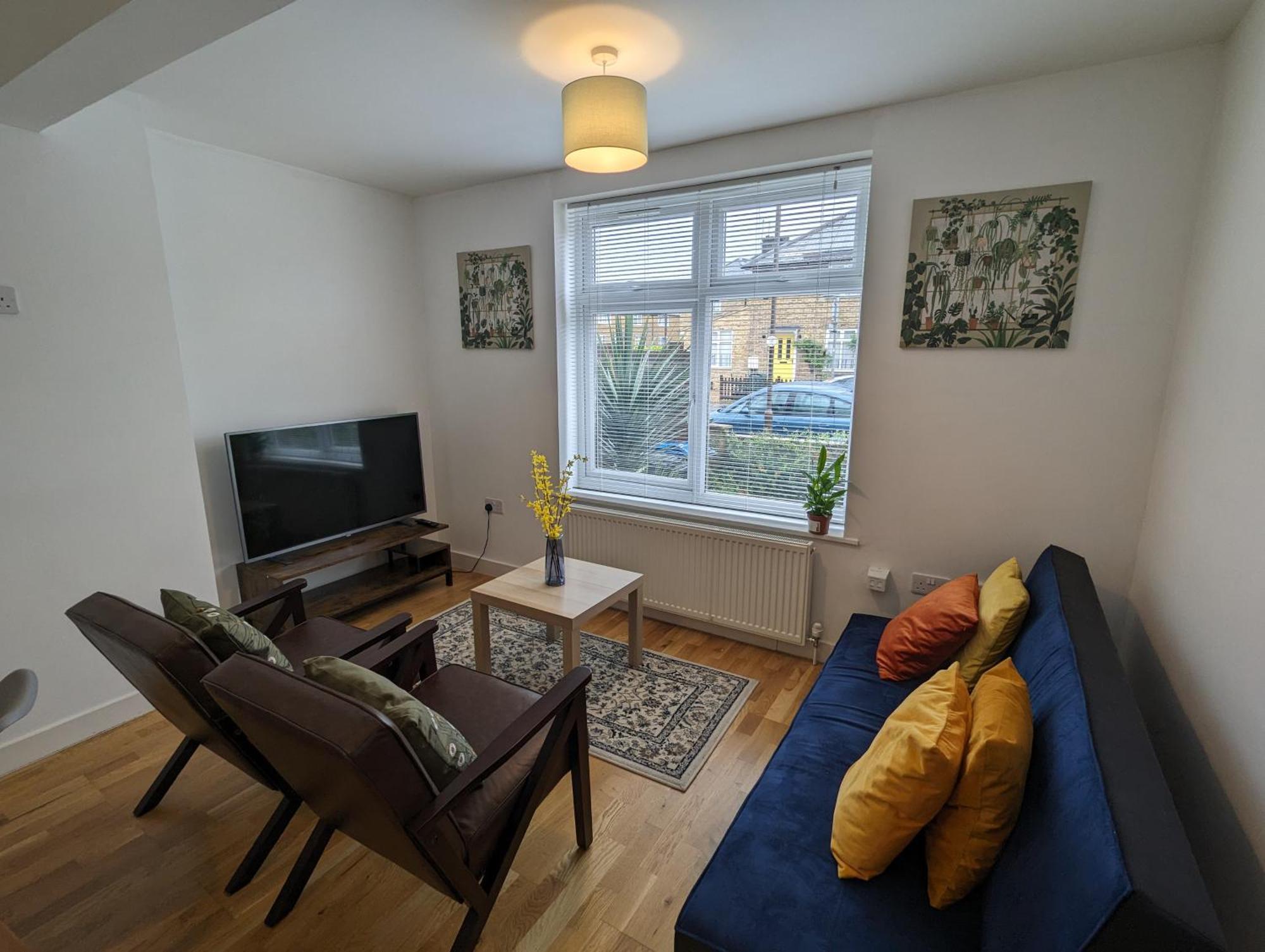 Fantastic 3-Bedroom House In London Morden  Exterior foto